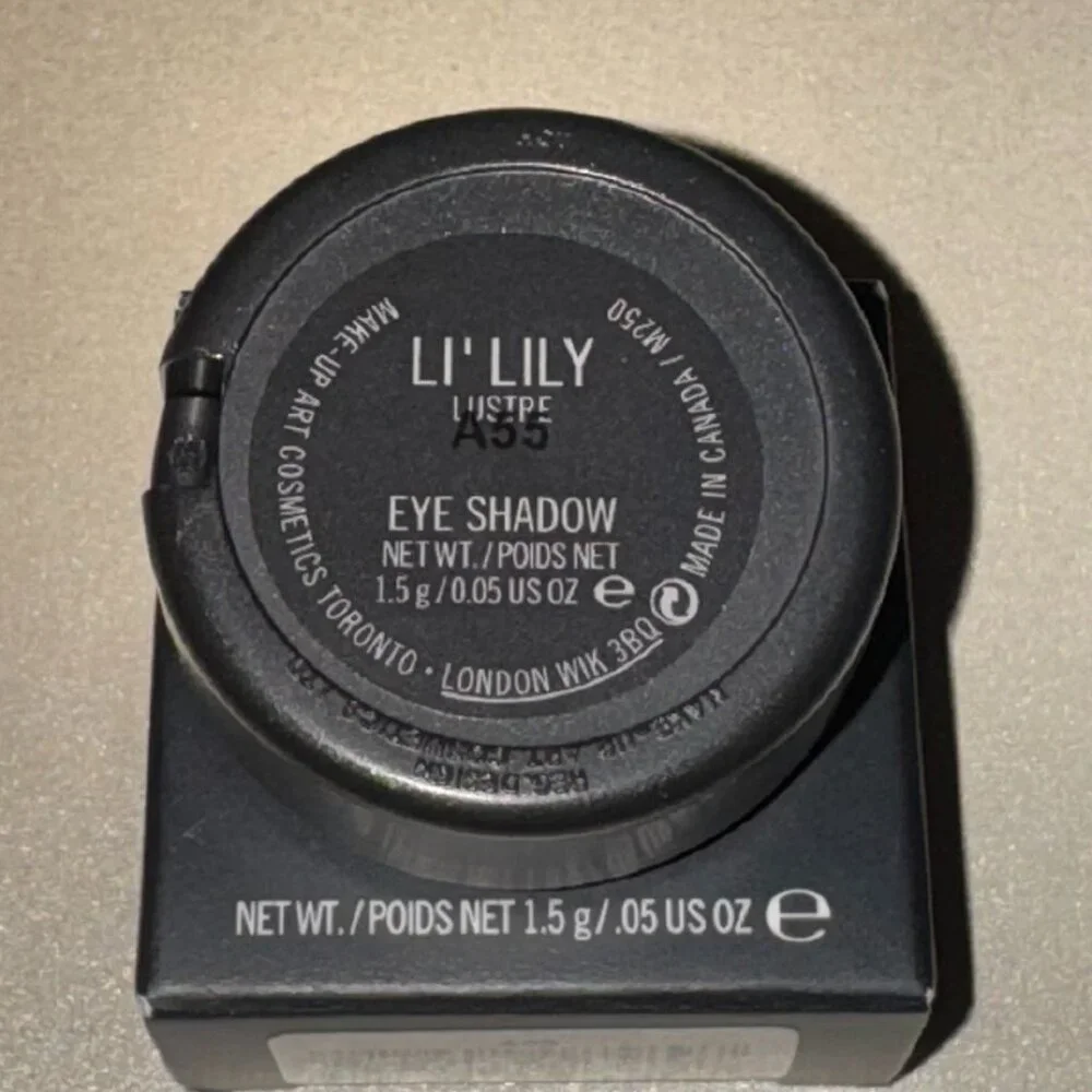 MAC Li' Lily Eyeshadow
